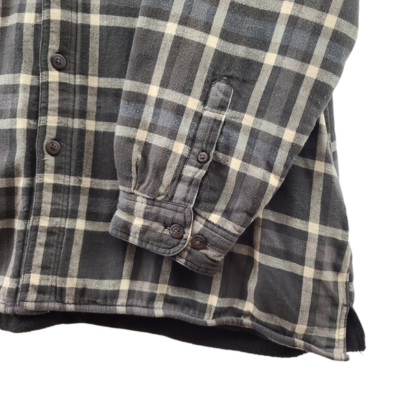 Men's Plaid Shirt Jacket - Black and Cream - Picture 4 of 6